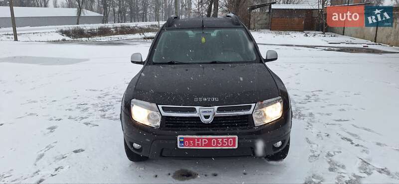 Позашляховик / Кросовер Dacia Duster 2011 в Новоархангельську