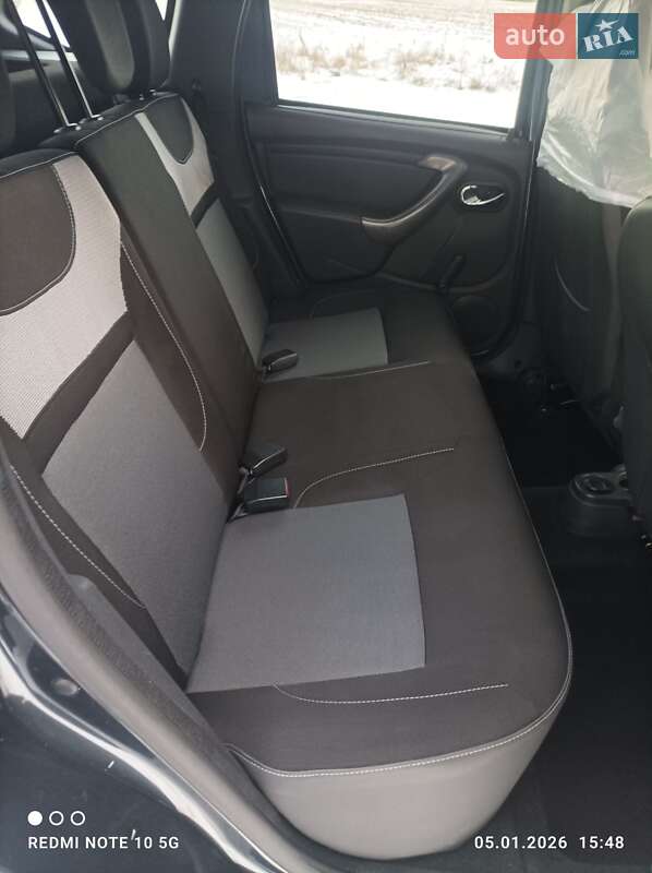 Позашляховик / Кросовер Dacia Duster 2016 в Дубні