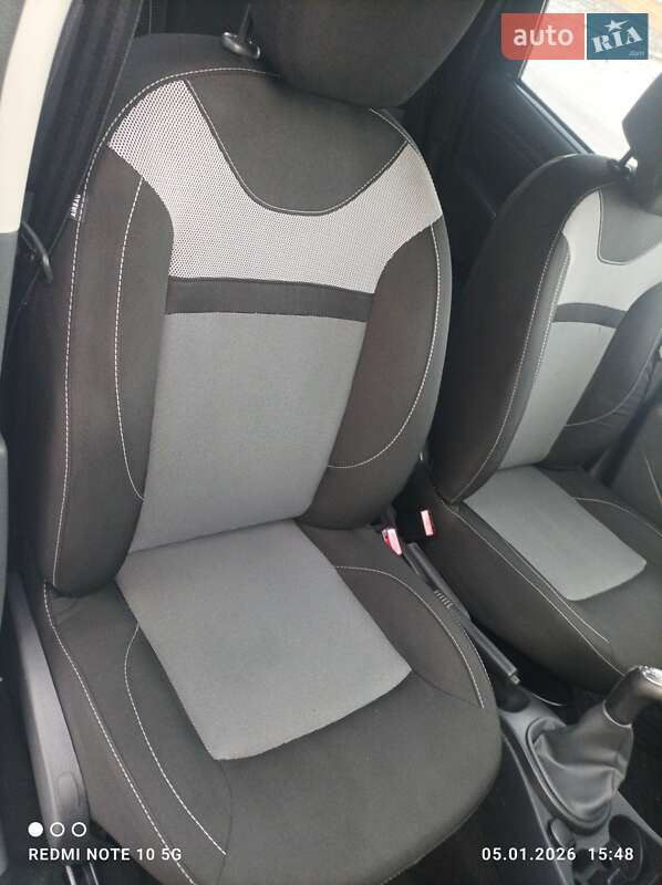 Позашляховик / Кросовер Dacia Duster 2016 в Дубні