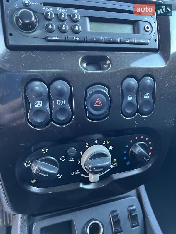 Внедорожник / Кроссовер Dacia Duster 2011 в Нежине фото 44 Внедорожник / Кроссовер Dacia Duster 2011 в Нежине