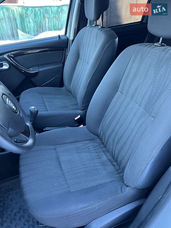 Внедорожник / Кроссовер Dacia Duster 2011 в Нежине фото 47 Внедорожник / Кроссовер Dacia Duster 2011 в Нежине