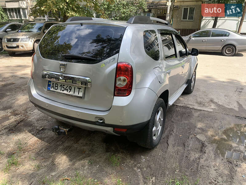 Внедорожник / Кроссовер Dacia Duster 2013 в Литине
