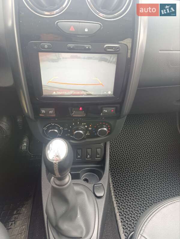 Внедорожник / Кроссовер Dacia Duster 2016 в Золочеве