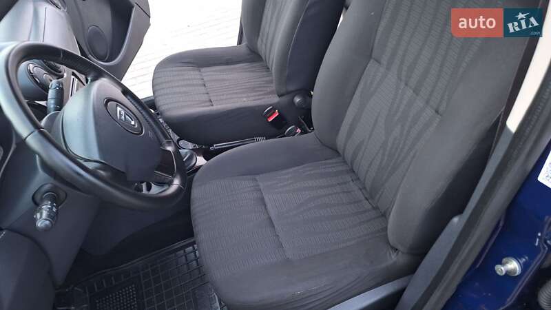 Внедорожник / Кроссовер Dacia Duster 2011 в Коломые