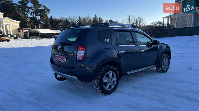 Позашляховик / Кросовер Dacia Duster 2016 в Умані