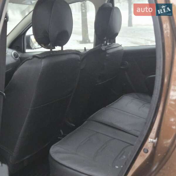 Позашляховик / Кросовер Dacia Duster 2010 в Сумах фото 11 Позашляховик / Кросовер Dacia Duster 2010 в Сумах