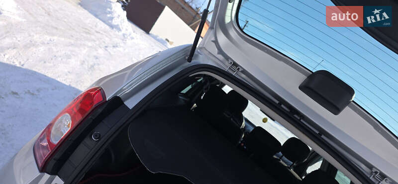 Позашляховик / Кросовер Dacia Duster 2013 в Новоархангельську