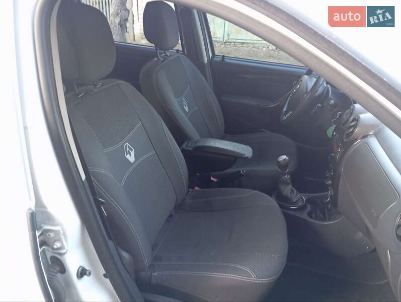 Позашляховик / Кросовер Dacia Duster 2012 в Нікополі фото 24 Позашляховик / Кросовер Dacia Duster 2012 в Нікополі