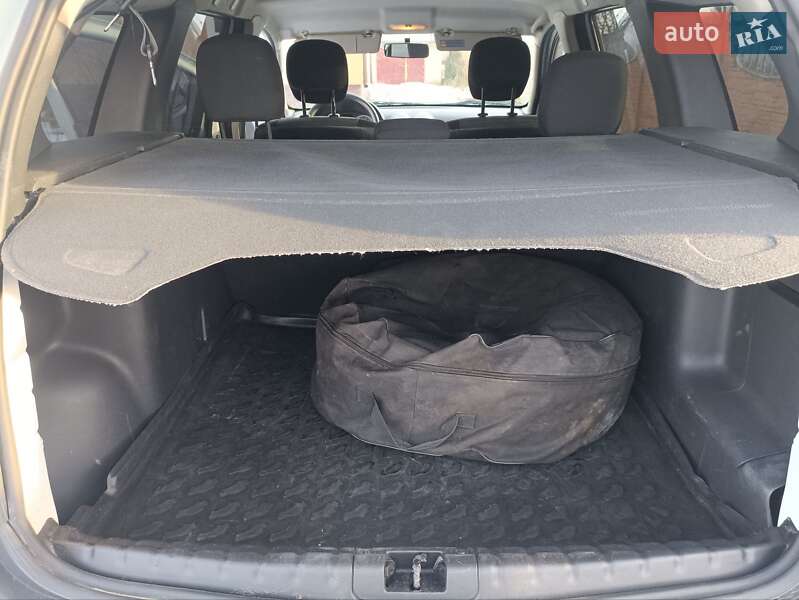 Позашляховик / Кросовер Dacia Duster 2013 в Дубні