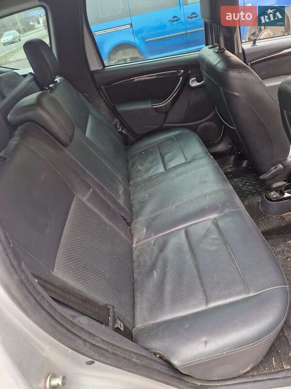 Позашляховик / Кросовер Dacia Duster 2012 в Луцьку