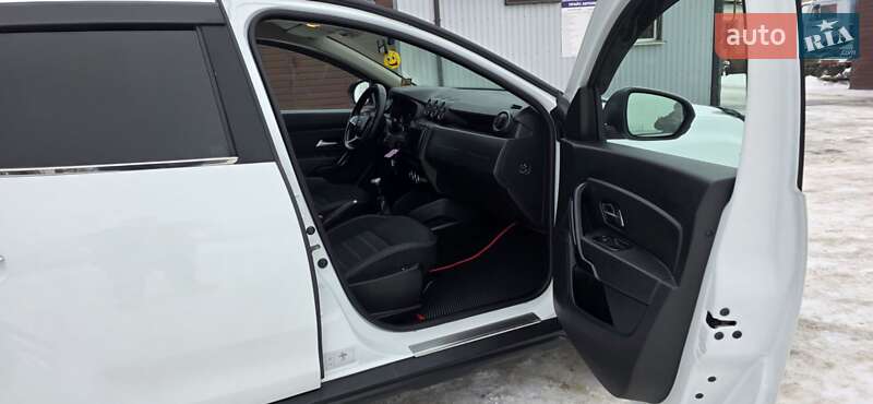 Внедорожник / Кроссовер Dacia Duster 2021 в Новоархангельске