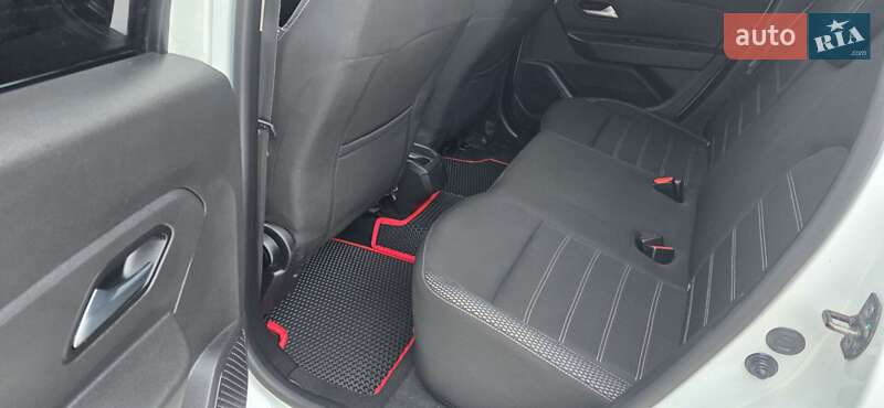 Внедорожник / Кроссовер Dacia Duster 2021 в Новоархангельске