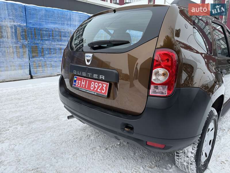 Позашляховик / Кросовер Dacia Duster 2011 в Луцьку