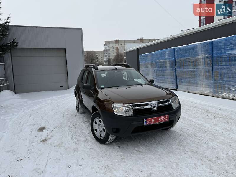Позашляховик / Кросовер Dacia Duster 2011 в Луцьку