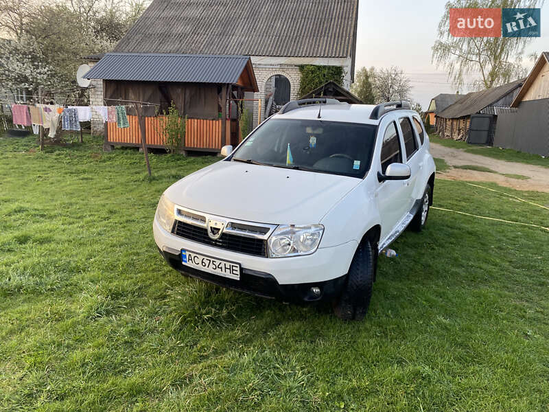 Позашляховик / Кросовер Dacia Duster 2011 в Луцьку