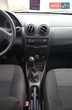 Внедорожник / Кроссовер Dacia Duster 2011 в Калуше