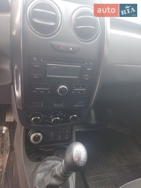 Позашляховик / Кросовер Dacia Duster 2014 в Дубні