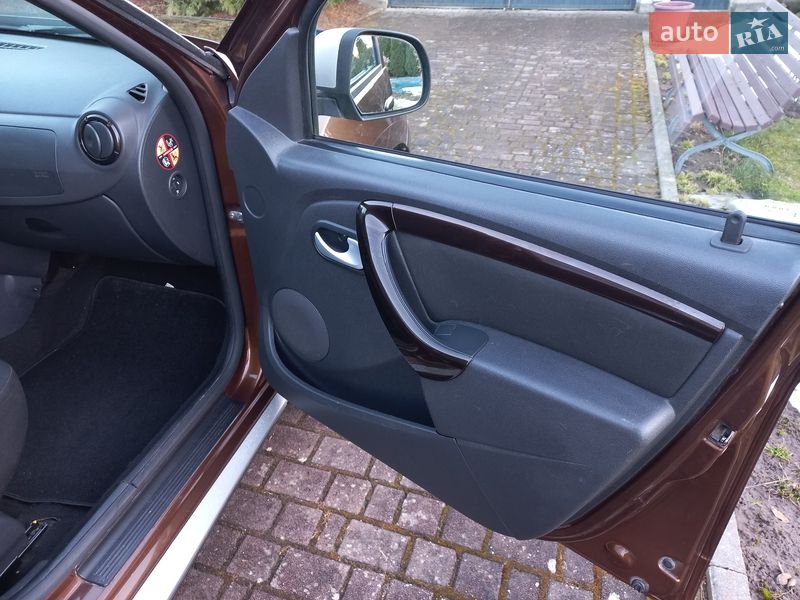 Внедорожник / Кроссовер Dacia Duster 2011 в Дубно фото 20 Внедорожник / Кроссовер Dacia Duster 2011 в Дубно