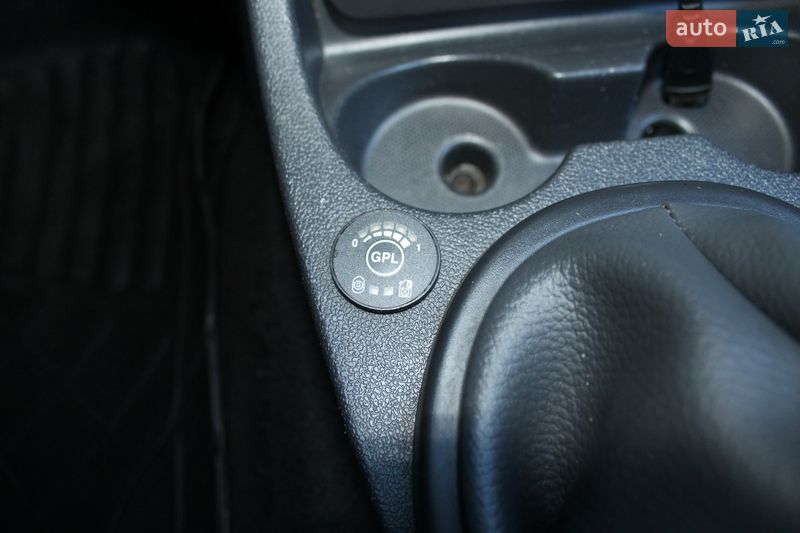 Внедорожник / Кроссовер Dacia Duster 2015 в Трускавце