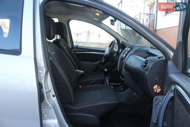 Внедорожник / Кроссовер Dacia Duster 2015 в Трускавце