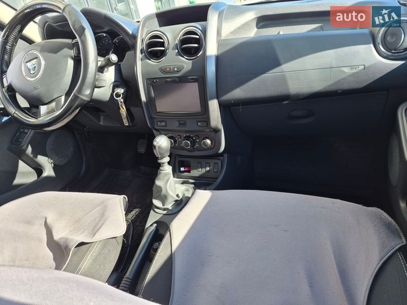 Позашляховик / Кросовер Dacia Duster 2014 в Бучі