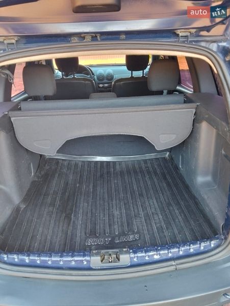 Позашляховик / Кросовер Dacia Duster 2011 в Стрию