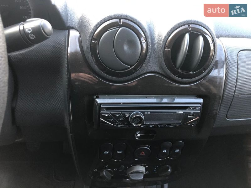 Внедорожник / Кроссовер Dacia Duster 2011 в Ивано-Франковске