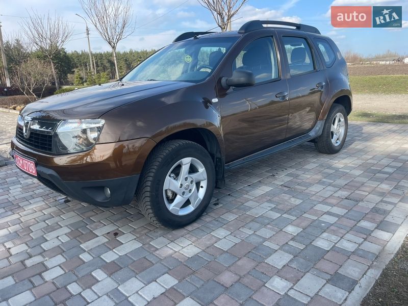 Позашляховик / Кросовер Dacia Duster 2012 в Смілі фото Позашляховик / Кросовер Dacia Duster 2012 в Смілі