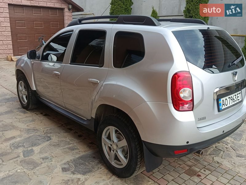 Внедорожник / Кроссовер Dacia Duster 2010 в Виноградове фото 4 Внедорожник / Кроссовер Dacia Duster 2010 в Виноградове