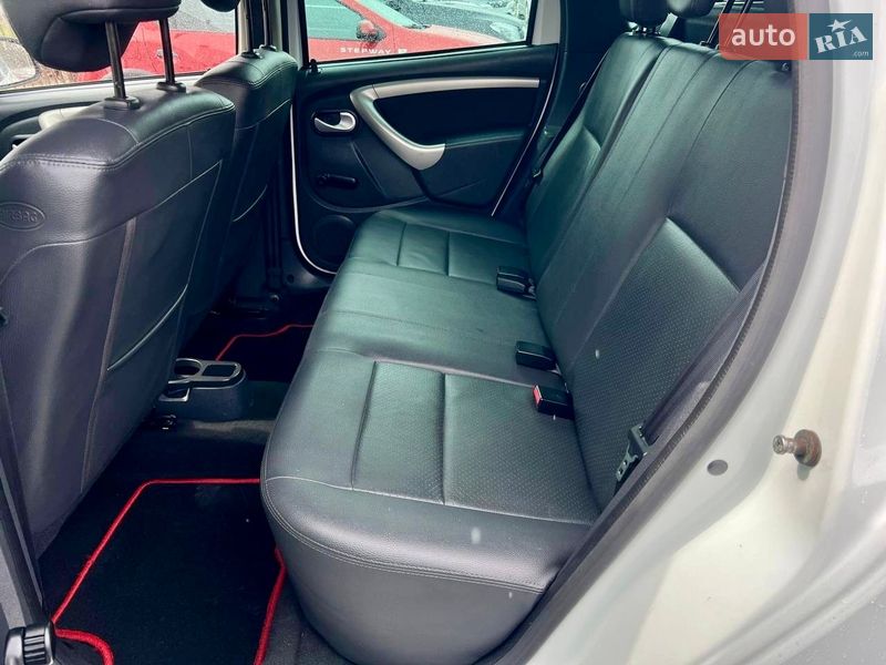 Позашляховик / Кросовер Dacia Duster 2013 в Вінниці