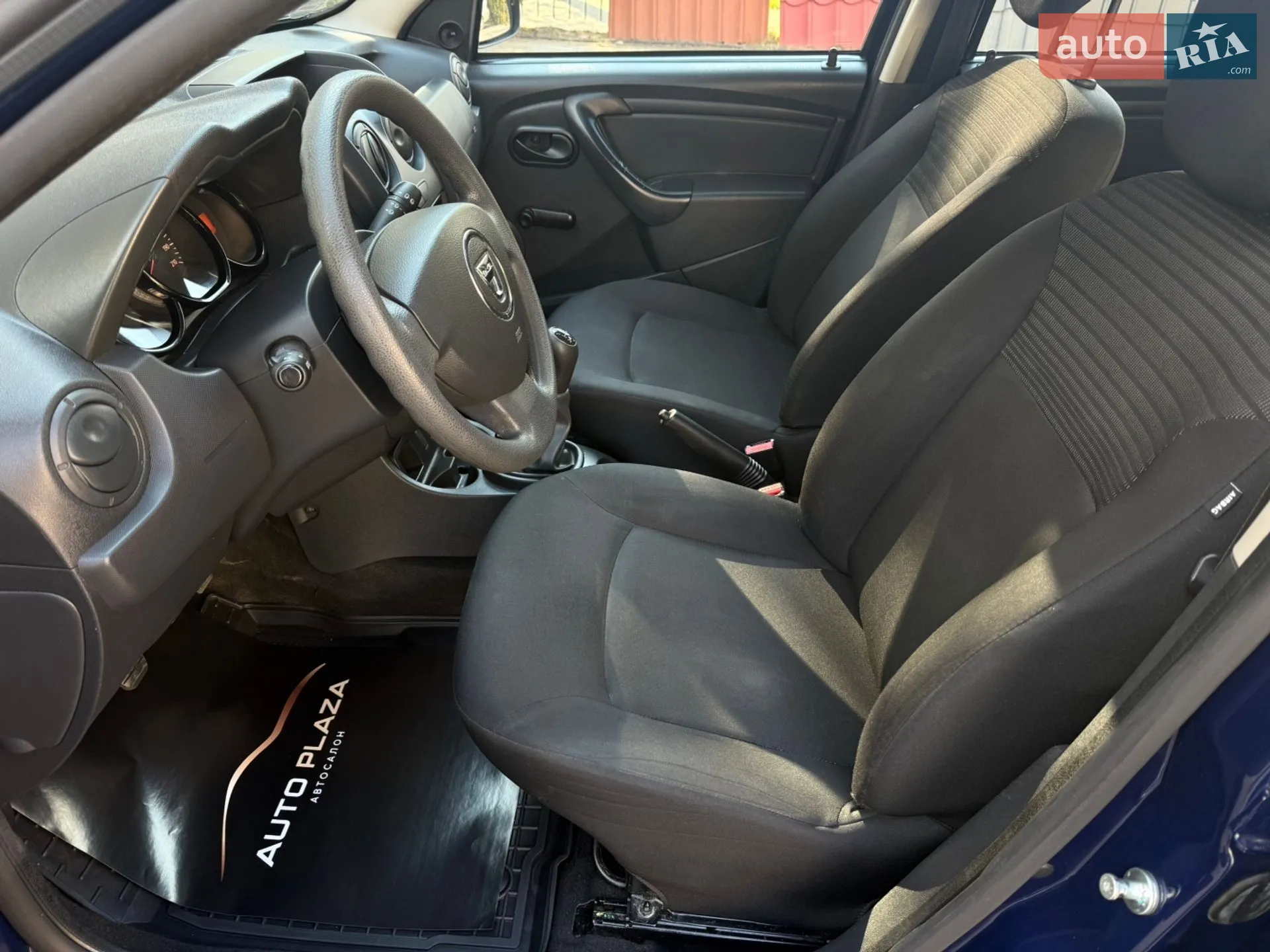 2014 Dacia Duster - мініатюра 27