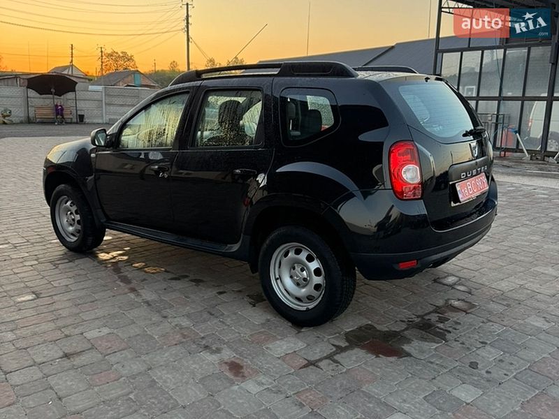 Внедорожник / Кроссовер Dacia Duster 2012 в Великой Багачке