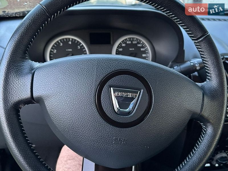 Внедорожник / Кроссовер Dacia Duster 2012 в Великой Багачке
