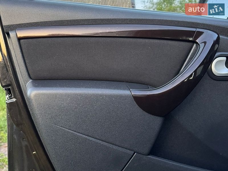 Внедорожник / Кроссовер Dacia Duster 2012 в Великой Багачке