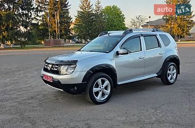 Внедорожник / Кроссовер Dacia Duster 2016 в Новоархангельске