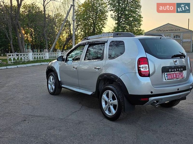 Внедорожник / Кроссовер Dacia Duster 2016 в Новоархангельске