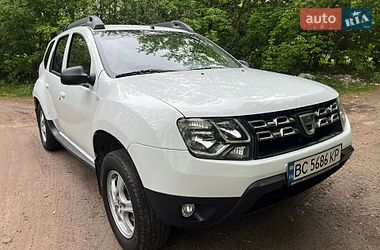 Позашляховик / Кросовер Dacia Duster 2016 в Львові