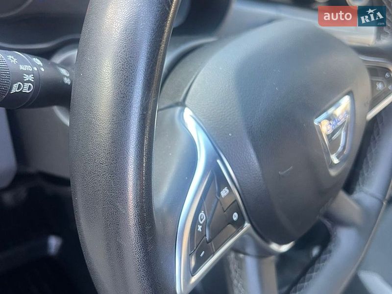 Внедорожник / Кроссовер Dacia Duster 2018 в Новоархангельске