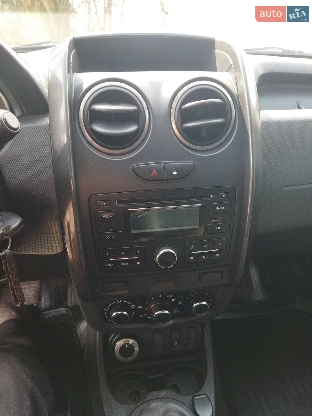 2014 Dacia Duster - мініатюра 20
