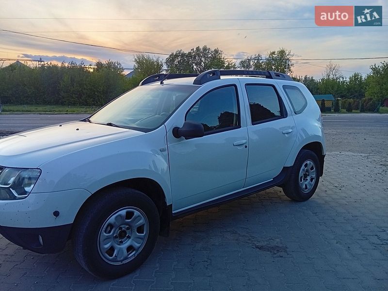 Внедорожник / Кроссовер Dacia Duster 2014 в Белогорье
