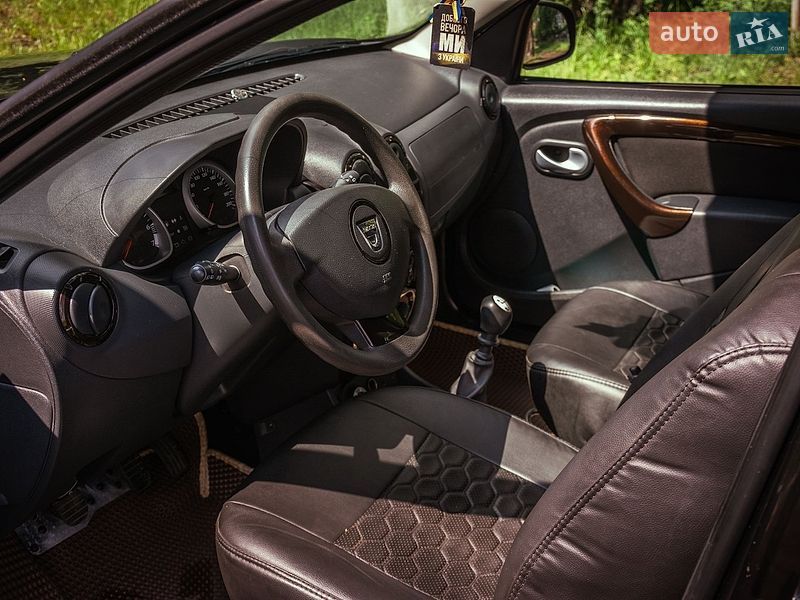 Позашляховик / Кросовер Dacia Duster 2012 в Житомирі фото 2 Позашляховик / Кросовер Dacia Duster 2012 в Житомирі
