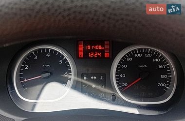Внедорожник / Кроссовер Dacia Duster 2010 в Кицмани