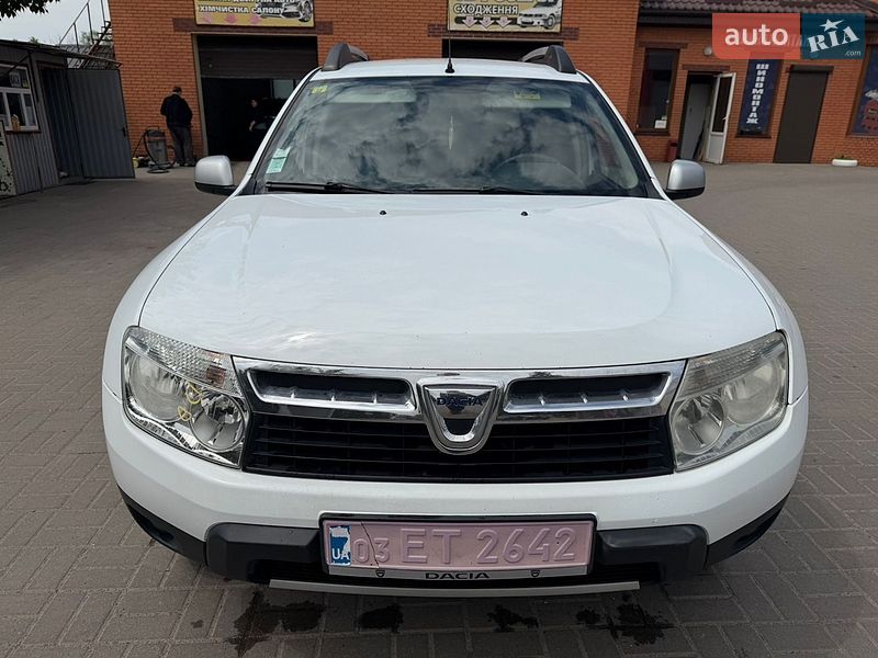 Позашляховик / Кросовер Dacia Duster 2012 в Дубні