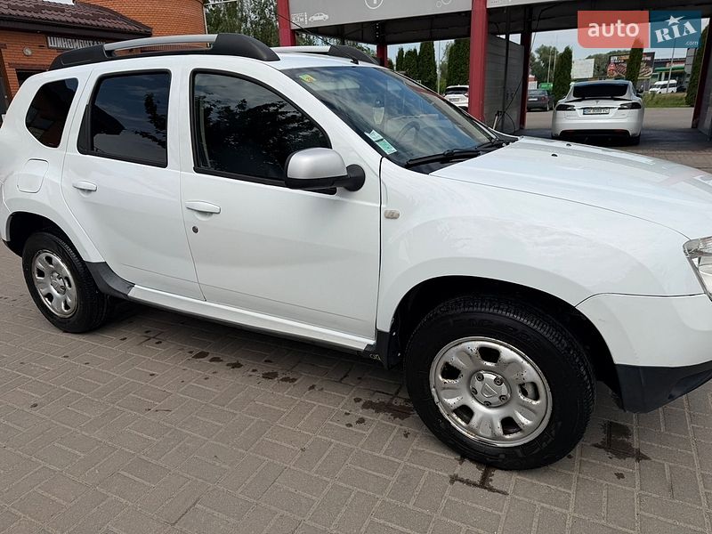 Позашляховик / Кросовер Dacia Duster 2012 в Дубні