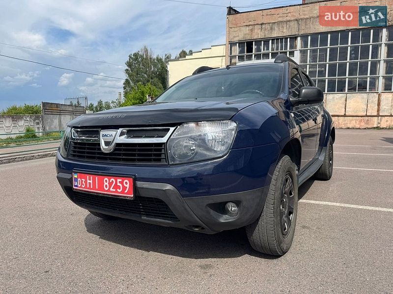 Позашляховик / Кросовер Dacia Duster 2011 в Кам'янському