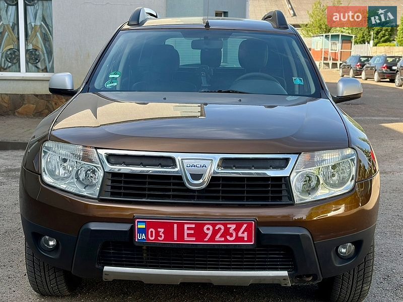 Позашляховик / Кросовер Dacia Duster 2011 в Луцьку