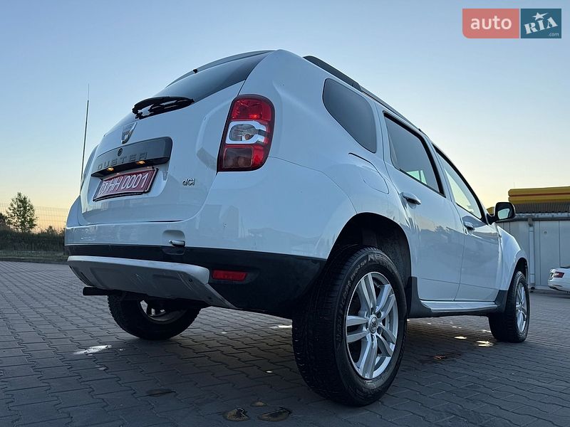Позашляховик / Кросовер Dacia Duster 2011 в Луцьку