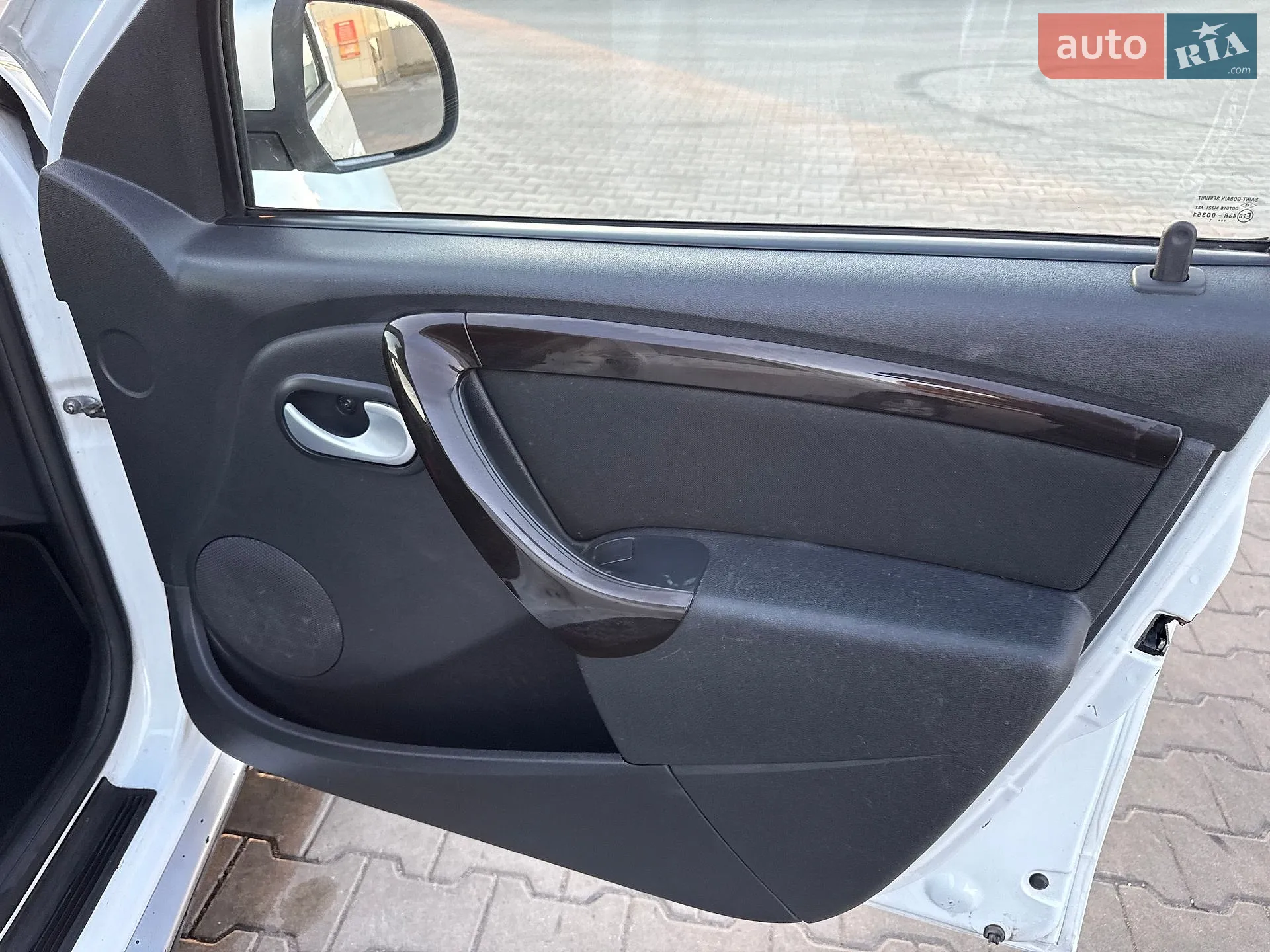 2011 Dacia Duster - мініатюра 39