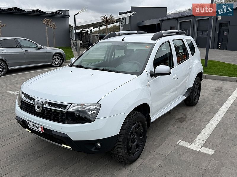 Позашляховик / Кросовер Dacia Duster 2010 в Луцьку