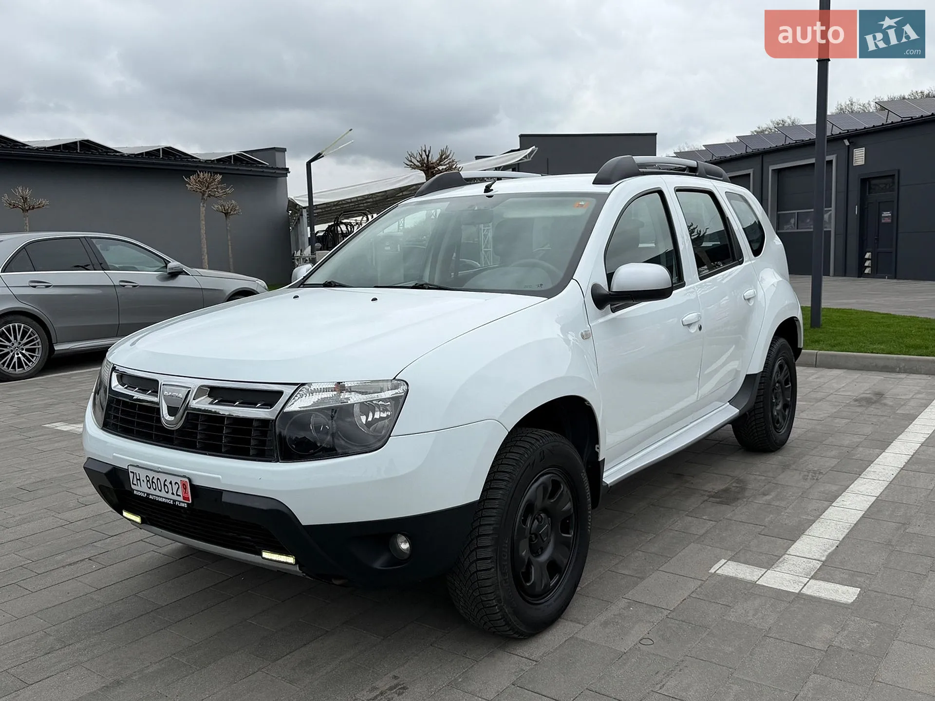 2010 Dacia Duster - мініатюра 2